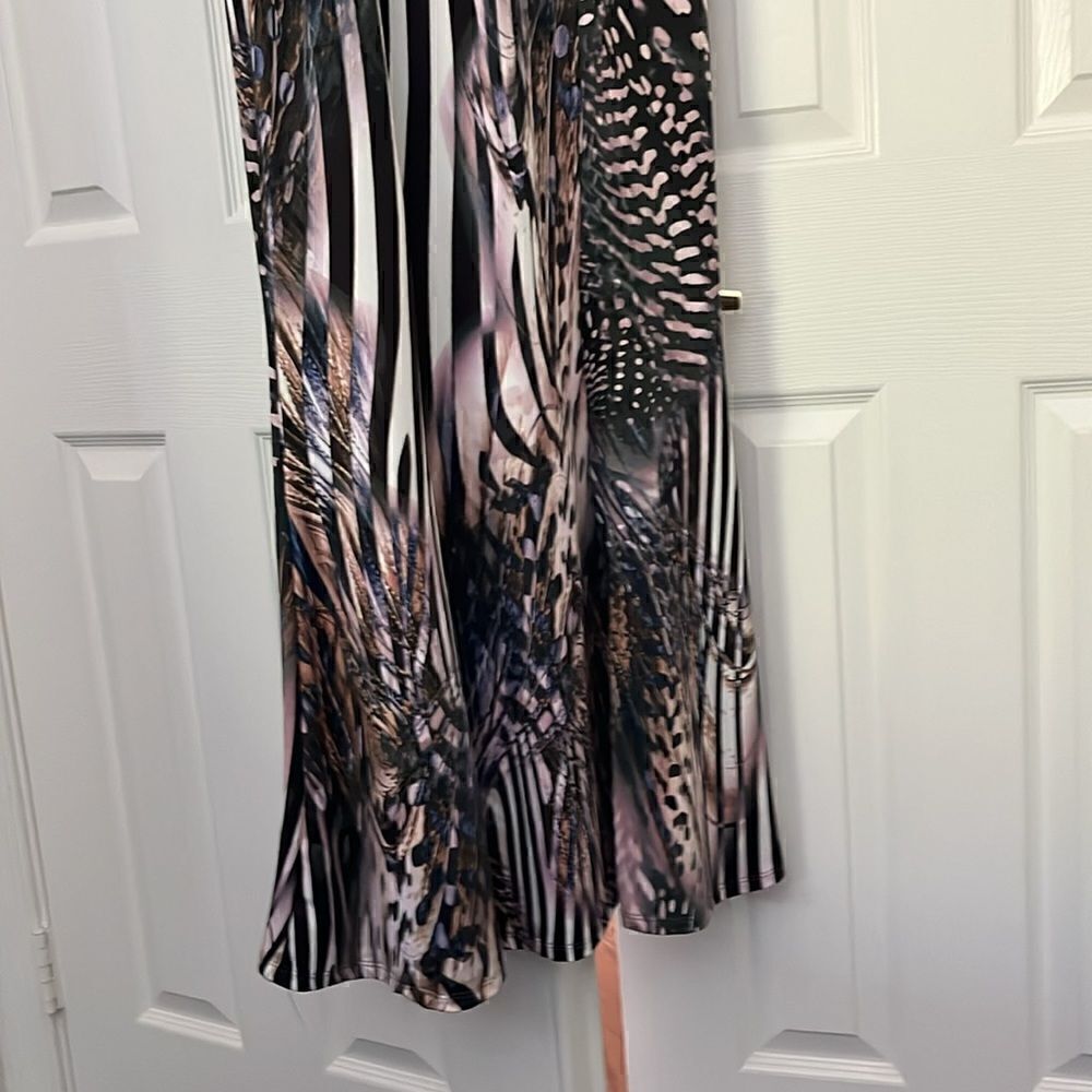 Venus maxi dress size medium good condition no tags never worn new - Picture 7 of 8